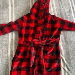 Kids Red and Black Buffalo Plaid Hooded Pajama Robe Kids Size 5
